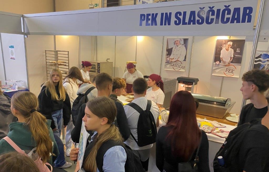 pek 17092026